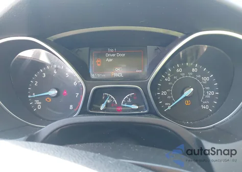 2017 Ford Focus S из США, поврежденный, VIN 1FADP3E27HL247413